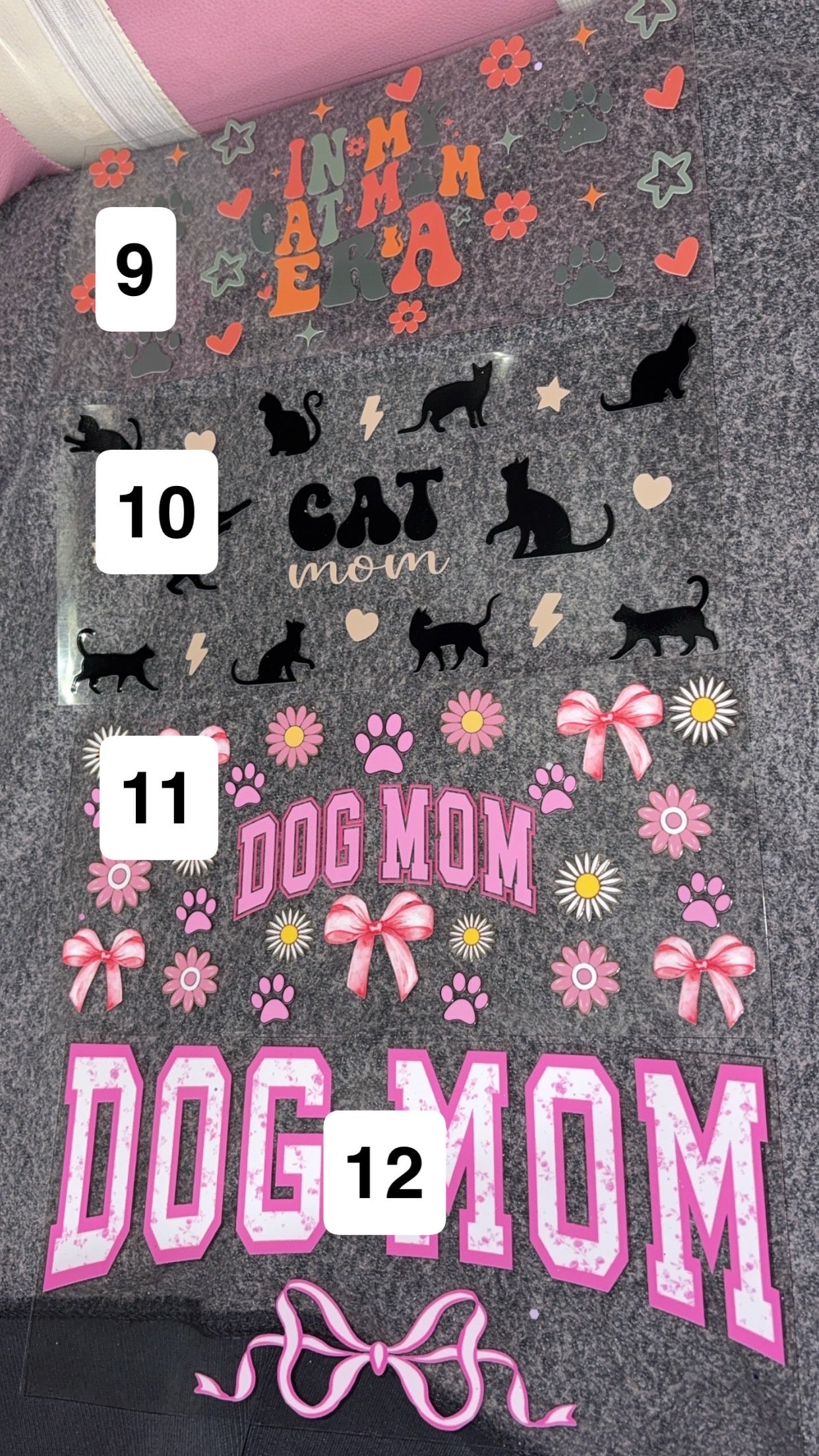 Dog mom / cat mom