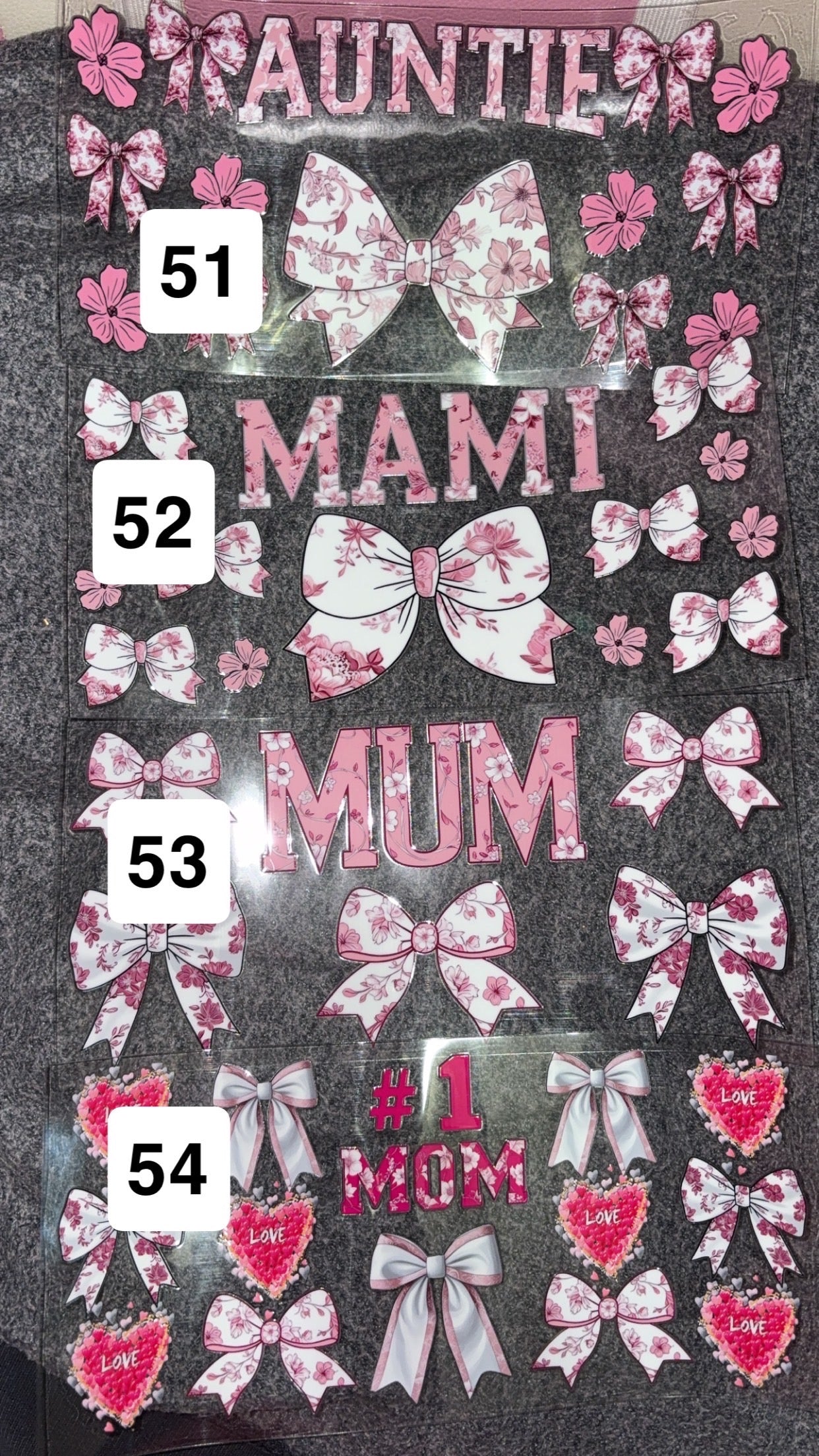 Mom/nana/grandma/gigi/mini