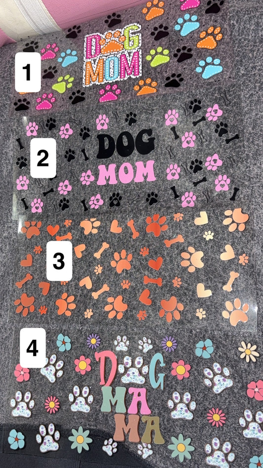Dog mom / cat mom