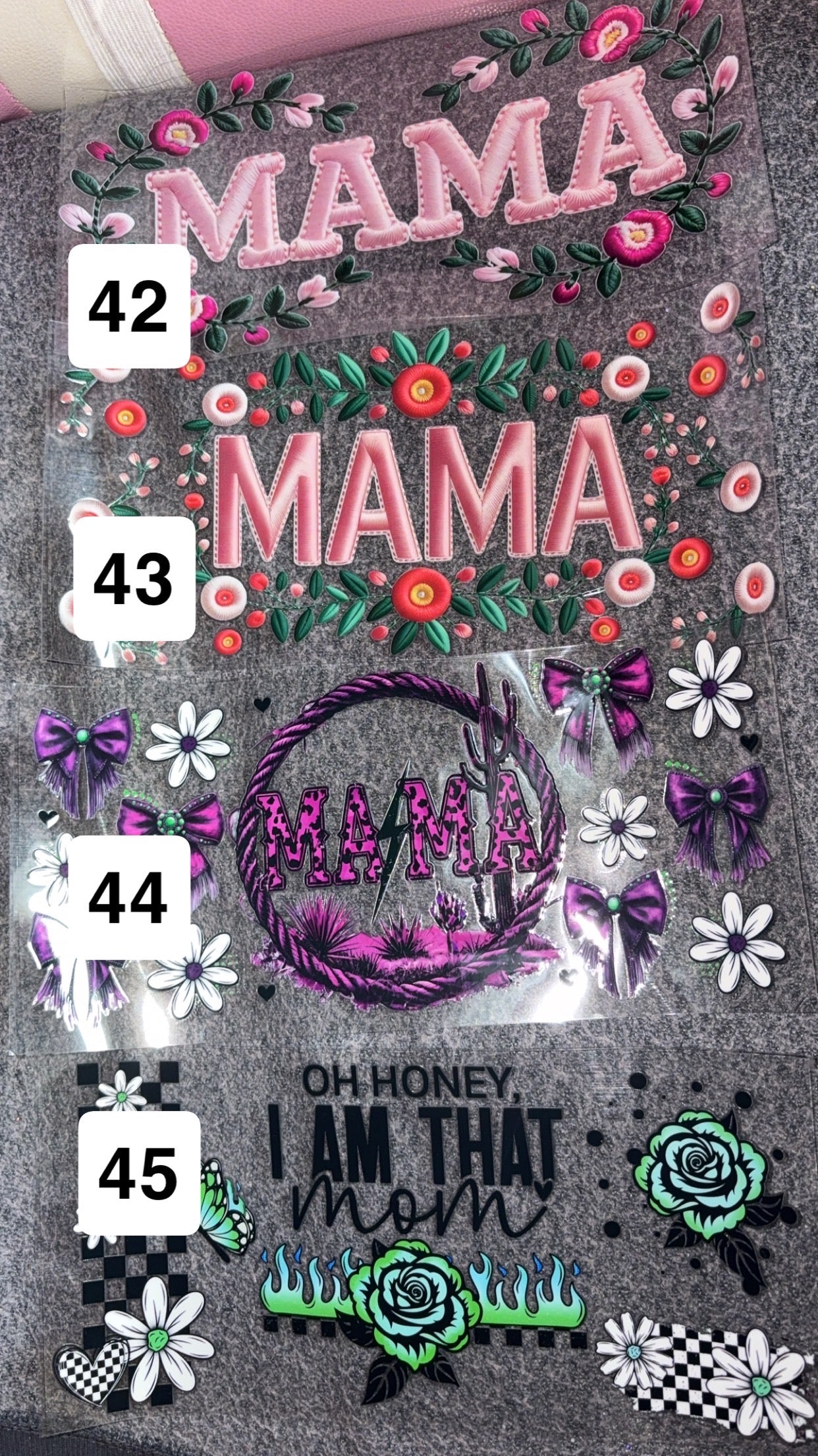 Mom/nana/grandma/gigi/mini